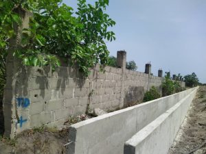 photo5776088984684969857